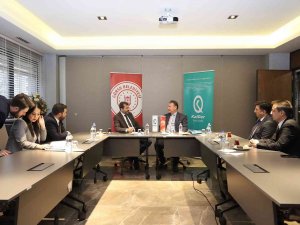 Gürsu Belediyesi Gençlerin Yolunu Aydınlatıyor