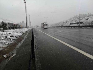 Tır Ve Kamyonların İ̇stanbul’a Girişine Kontrollü Olarak İzin Veriliyor