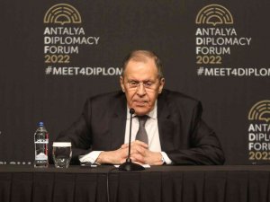 Lavrov: "Başkan Putin, Zelenskiy İle Görüşebilir, Temastan Kaçmaz"