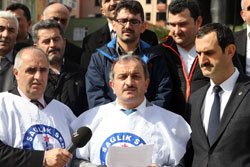 Yılmaz'dan Sağlık Çalışanlarını İlgilendiren Açıklama