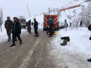 Konya’da Otomobil Dereye Uçtu: 1 Ölü, 1 Yaralı