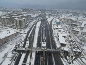 Cevizlibağ’da Trafik Havadan Görüntülendi