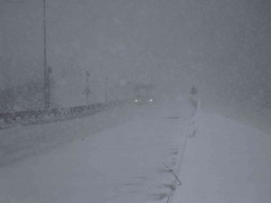 Bolu Dağı’nda Kar Şiddetini Artırdı