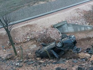 Siirt’te Otomobil Şarampole Yuvarlandı: 1 Yaralı