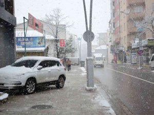 Kocaeli’de Kar Yağışı Etkili Oluyor