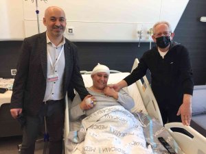 Almanya’da 5 Doktorun Yapamadığını 1 Türk Hekim Yaptı