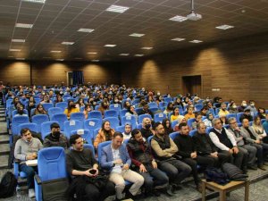 Nevü’den ’Mehmet Âkif Ersoy Ve İ̇stiklâl Marşı’ Konulu Konferans
