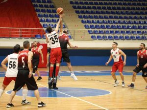 Van’da Kurumlar Arası Basketbol Turnuvası