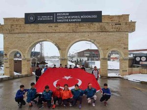 Atletler Kurtuluşa Koştu