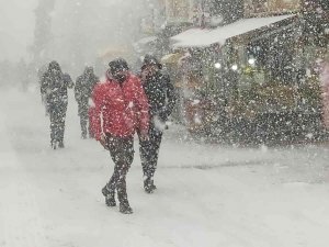Kütahya’daki Kar Fırtınasında Göz Gözü Görmedi