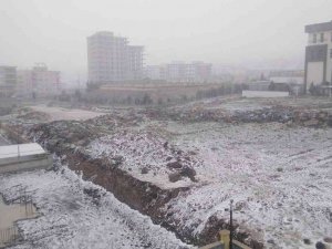 Yıllar Sonra Mart Ayında Şanlıurfa Beyaza Büründü