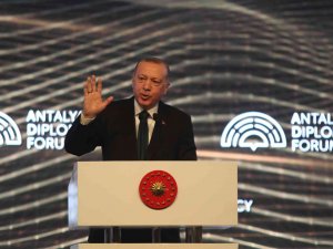Cumhurbaşkanı Erdoğan: "Ukrayna Yalnız Bırakıldı"