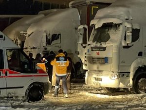 Kayıp Olarak Aranıyordu 30 Saat Sonra Tırın İçinde Ölü Bulundu