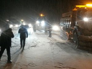 Antalya-konya Karayolu Araç Trafiğine Kapatıldı