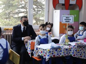 Öğrenciler Vali Atay İle Buluştu