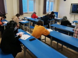 Kütahya’da Kpss Kurslarında Deneme Sınavı