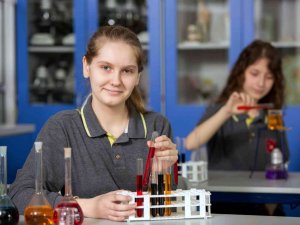 Adana’da Fen Ve Teknoloji Lisesi Açılıyor