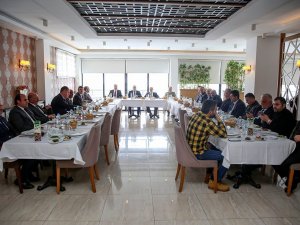 Ankara’ya Tayin Olunan Karakaşoğlu İçin Veda Yemeği Düzenlendi