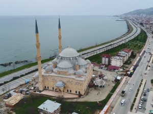 İ̇stanbul Şehzadebaşı Camii’nin Bir Benzerini Giresun’da İnşa Ettiler