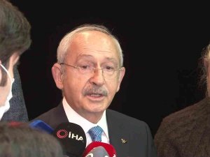 Chp Genel Başkanı Kemal Kılıçdaroğlu, Elektriği Kesilen Moda Sahnesi’ni Ziyaret Etti