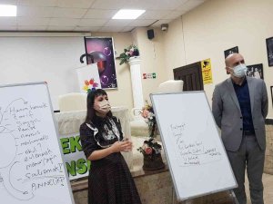 Kadına Yönelik Şiddet İçin Söyleşi Ve Atölye Çalışması