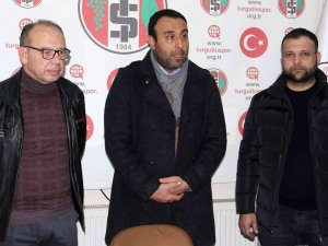 Turgutluspor’da Teknik Direktörlüğe Nadir Arıkan Getirildi