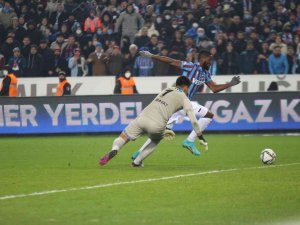 Spor Toto Süper Lig: Trabzonspor: 4 - Göztepe: 2 (Maç Sonucu)
