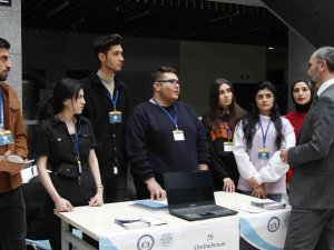 Öğrenci Toplulukları Tanıtım Günleri Düzenledi