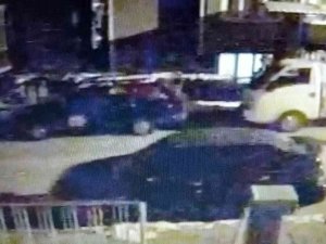Otomobilden Matkap Ve Kablo Çalan Hırsız Kamerada