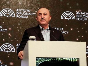 Bakan Çavuşoğlu: "Rusya’ya Yaptırımların Sorunu Çözmeyeceğine İnanıyoruz"