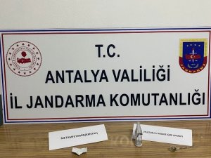 Antalya’da Jandarmadan Uyuşturucuya Geçit Yok