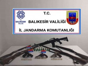 Ayvalık’ta Jandarmadan Kaçak İçki Operasyonu
