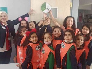 Vanlı Öğrenciler Tema Gönüllüsü Oldu