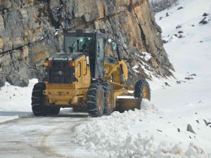 Şırnak’ta Kapalı Köy Yolları Açıldı