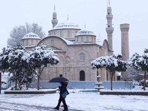 Malatya’da Kar Yağışı Etkili Oldu