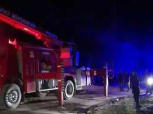 Kalorifer Kazanından Çıkan Yangın Evi Küle Çevirdi