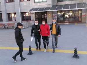 Manavgat’ta 17 Yaşında, 17 Suç Kaydı Bulunan Şüpheli Hırsızlıktan Tutuklandı