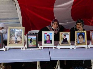Evlat Nöbetindeki Ailelerin Direnişi 924’üncü Gününde