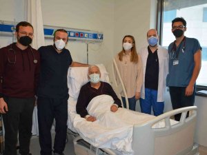 Denizli’de 2 Hastaya Tıpa Metoduyla Apendiks Kapama İşlemi Uygulandı