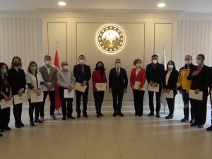 Fedakar Sağlık Çalışanlarına Teşekkür Belgesi