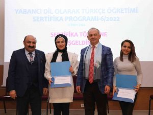 Esogü Tömer’de ‘Yabancı Dil Olarak Türkçe Öğretimi’ Sertifika Töreni