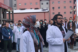 Rize ve Trabzon'da Sağlık Çalışanları İş Bırakma Eylemi Yaptı