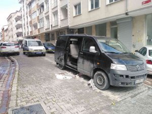 Esenyurt’ta 3 Yaşındaki Küçük Çocuk Arabanın Altında Kalarak Hayatını Kaybetti