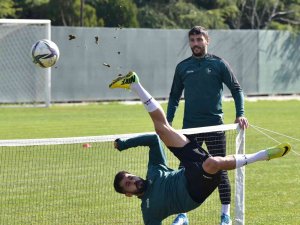 Denizlispor Hazırlıklarını Sürdürüyor