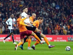 Spor Toto Süper Lig: Galatasaray: 0 - Beşiktaş: 0 (Maç Devam Ediyor)