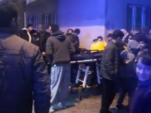 Hafif Ticari Aracın Çarptığı Motokurye Yaralandı