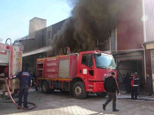 Hatay’da Mobilya Atölyesinde Yangın Paniği
