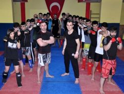 Kafes Dövüşü Trabzon’da İlgi Görüyor