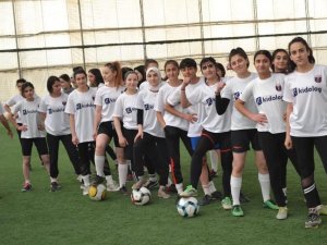 Vanlı Yeşil Sahanın Sultanları Şampiyonluğu Hedefliyor
