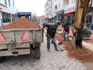 Turgutlu Belediyesi Ekiplerinden Yoğun Çalışma